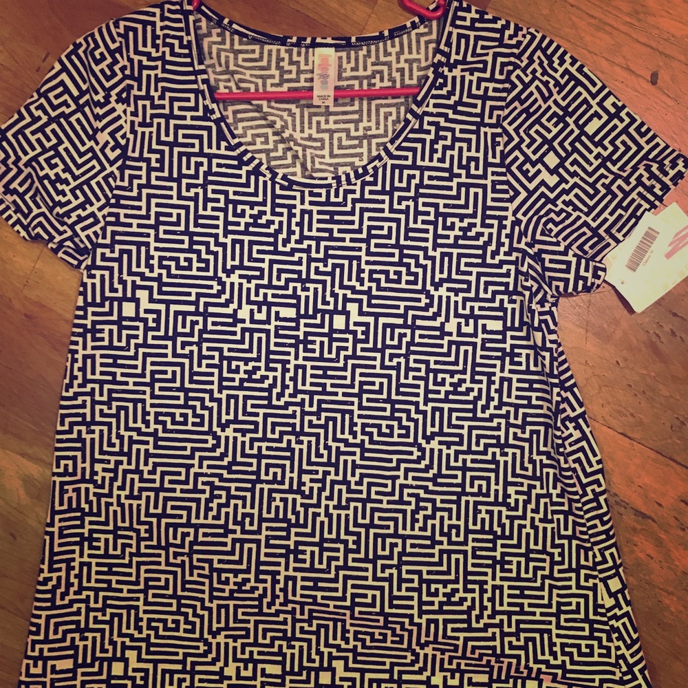 Lularoe Black and White Medium Classic Shirt
